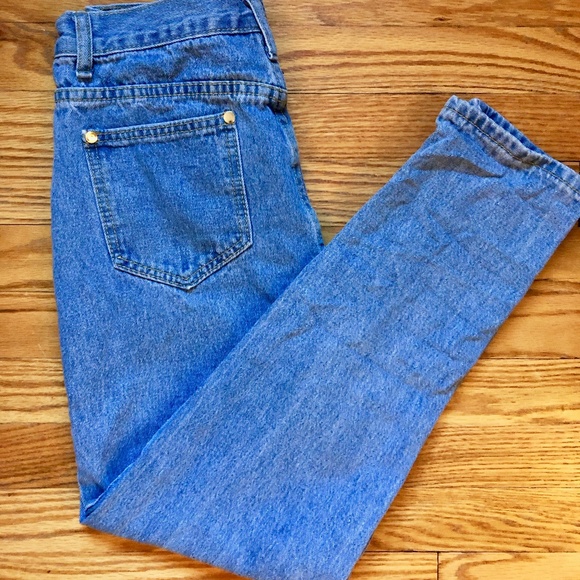 Retro High-Waisted Blue Jeans - Picture 3 of 3